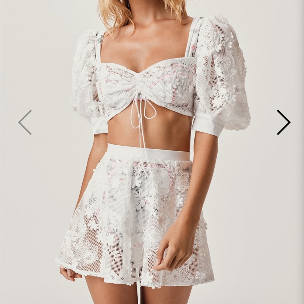 ISO FLL Crochet daisy shirt/skirt